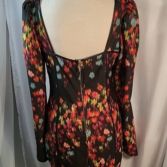 Guess Floral Mini Dress w/Leather Trim - Picture 6 of 10